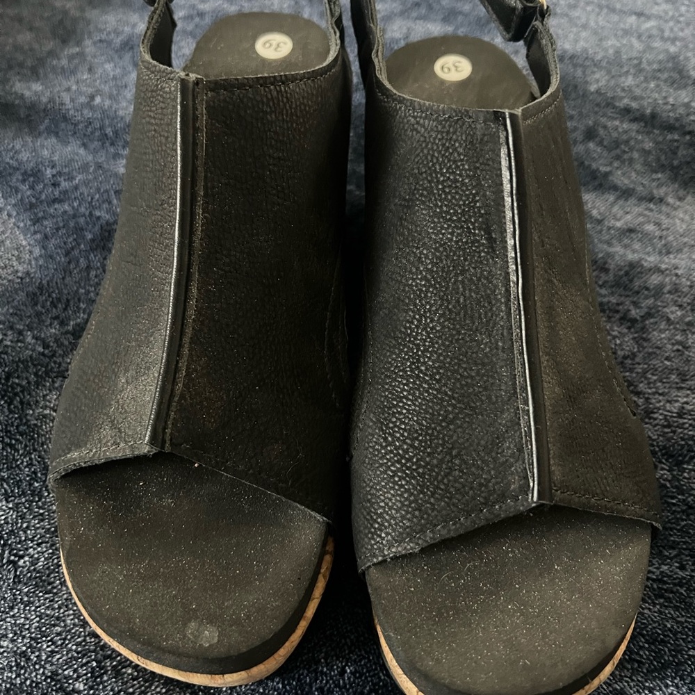 Elegant Black Women's Shoes